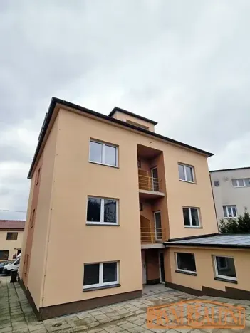 Prodej bytu 3+1, Uherský Brod, Ant. Dvořáka, 68 m2