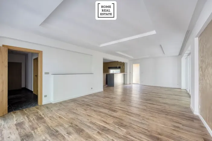 Prodej bytu 4+kk, Karlovy Vary, Šumavská, 171 m2