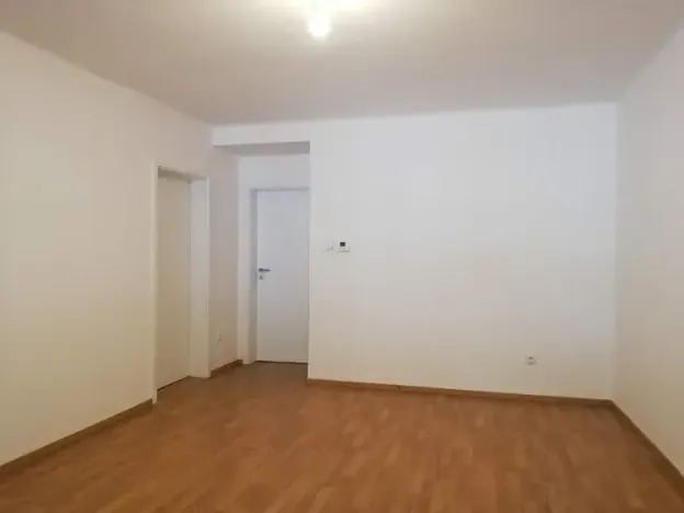 Pronájem bytu 2+1, Praha - Žižkov, Roháčova, 67 m2