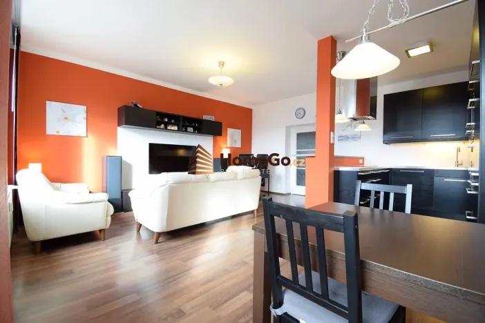 Pronájem bytu 2+kk, Praha - Vršovice, Vršovická, 79 m2