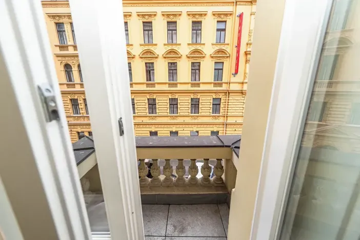Prodej bytu 2+kk, Praha - Nové Město, Tyršova, 56 m2