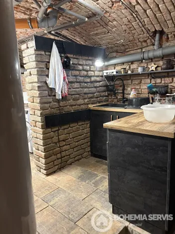 Prodej ubytování, Hradec Králové, Všehrdova, 260 m2