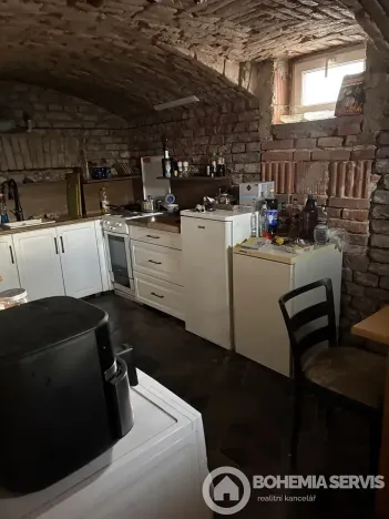 Prodej ubytování, Hradec Králové, Všehrdova, 260 m2