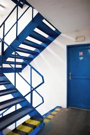 Pronájem garážového stání, Praha - Podolí, Milevská, 14 m2