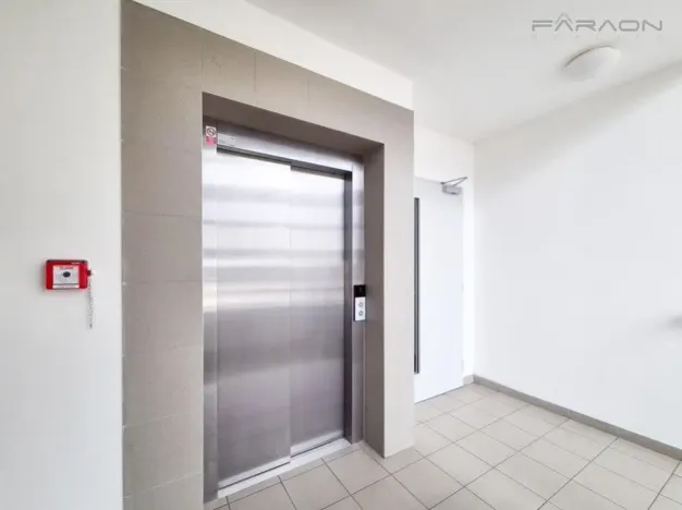 Prodej bytu 4+kk, Praha - Dolní Počernice, Černodolská, 117 m2