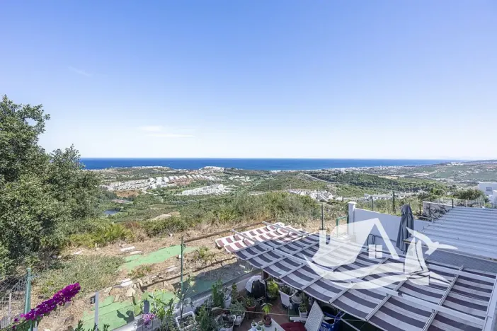 Prodej bytu 4+kk, Casares, Španělsko, 110 m2