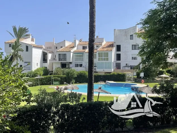 Prodej bytu 3+kk, Estepona, Španělsko, 80 m2