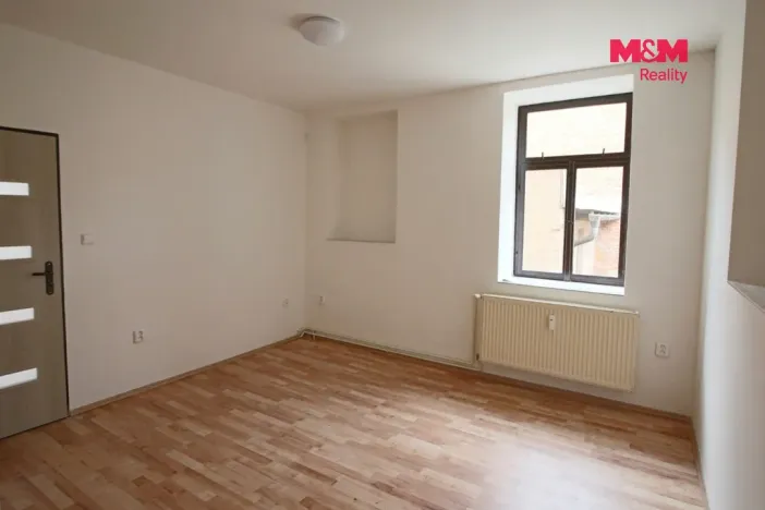 Pronájem bytu 1+1, Trutnov - Střední Předměstí, Novodvorská, 47 m2