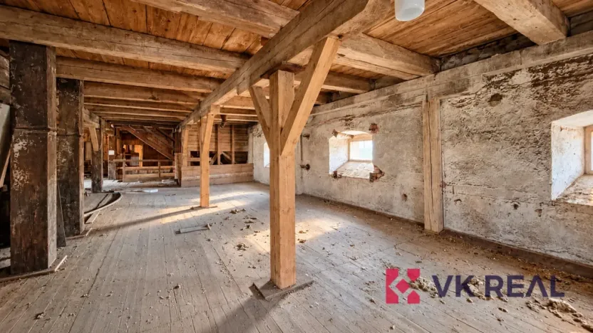 Prodej zemědělského objektu, Trhanov, 2380 m2
