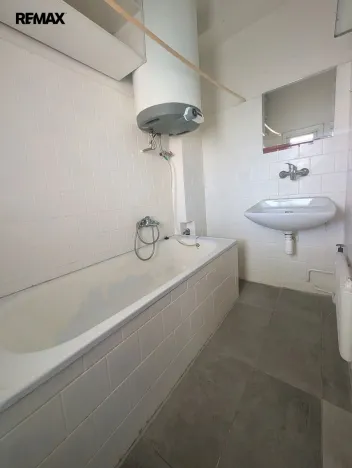 Pronájem bytu 2+1, Benešov, Vlašimská, 67 m2