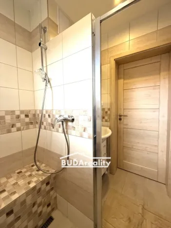 Prodej rodinného domu, Topolná, 180 m2