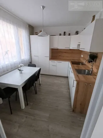 Prodej bytu 3+1, Rokycany, Horákova, 76 m2