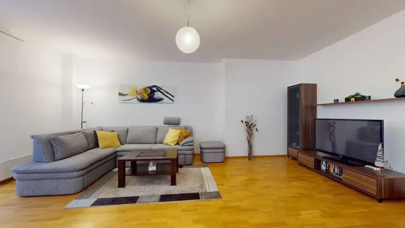 Prodej bytu 2+kk, Karlovy Vary, Libušina, 88 m2