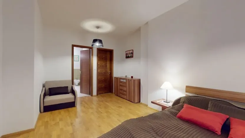 Prodej bytu 2+kk, Karlovy Vary, Libušina, 88 m2