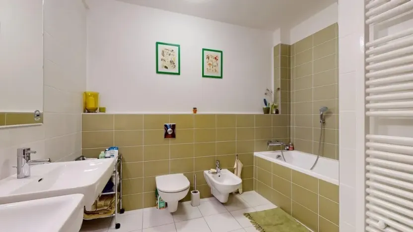 Prodej bytu 2+kk, Karlovy Vary, Libušina, 88 m2