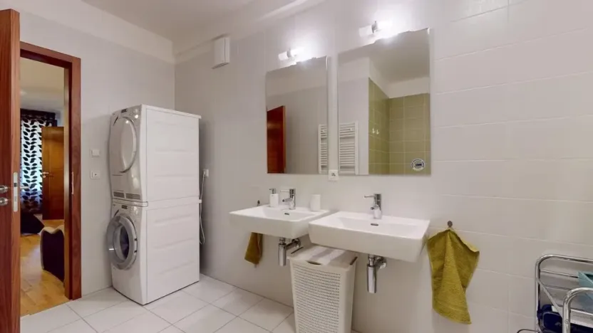 Prodej bytu 2+kk, Karlovy Vary, Libušina, 88 m2