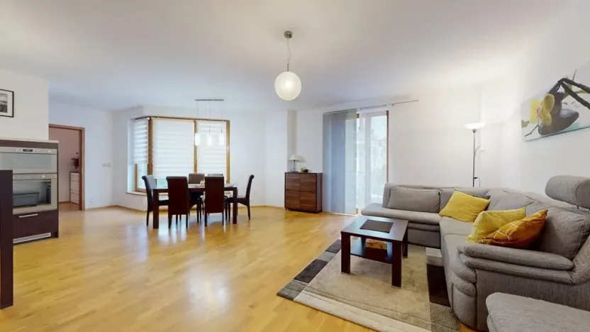 Prodej bytu 2+kk, Karlovy Vary, Libušina, 88 m2