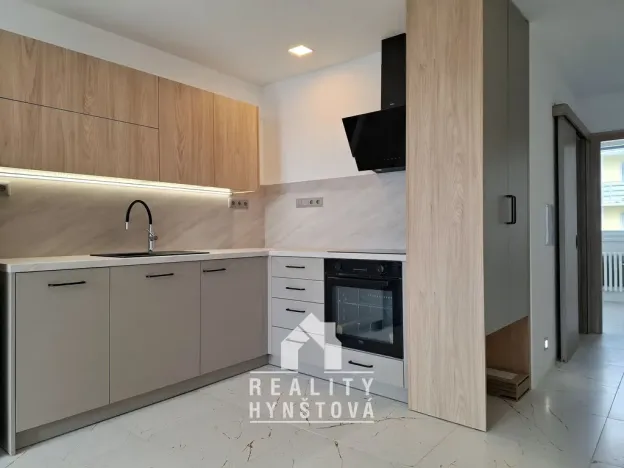 Pronájem bytu 1+1, Blansko, Dvorská, 33 m2
