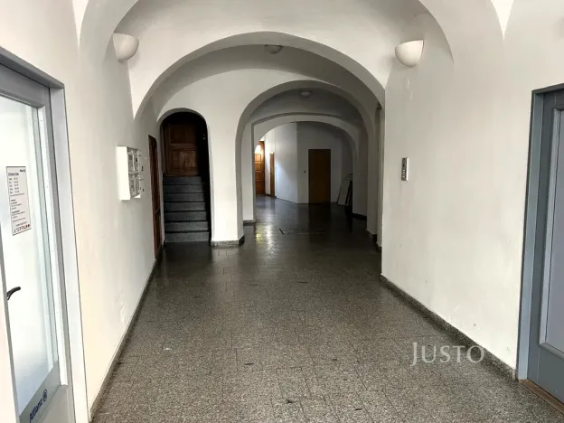 Pronájem kanceláře, Písek - Vnitřní Město, Chelčického, 23 m2