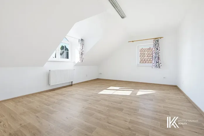 Prodej ubytování, Hrochův Týnec, 356 m2