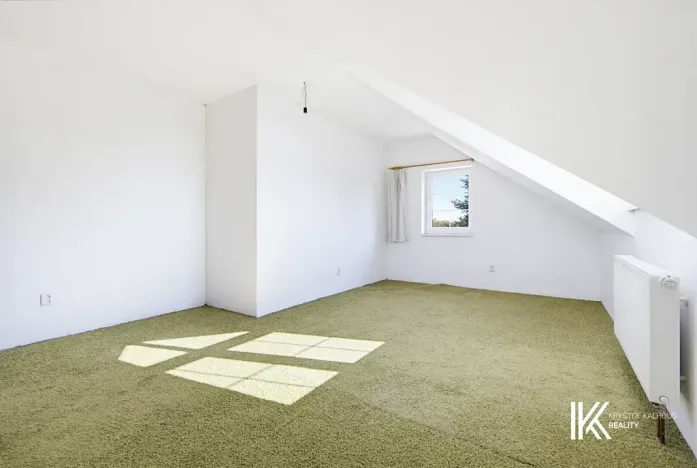 Prodej rodinného domu, Hrochův Týnec, 356 m2
