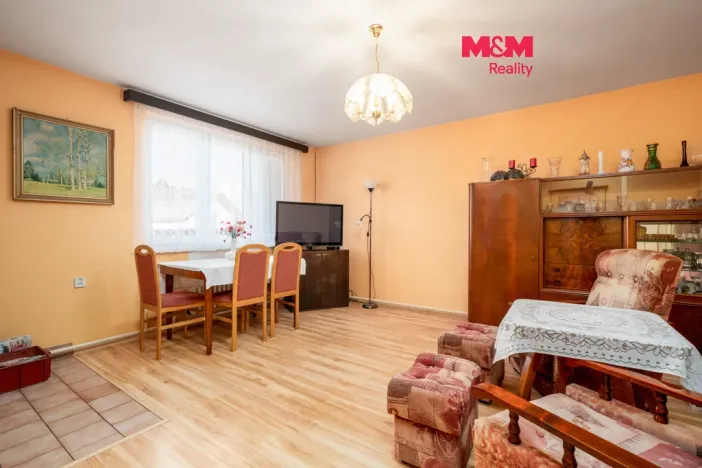 Prodej rodinného domu, Výrov - Hadačka, 662 m2
