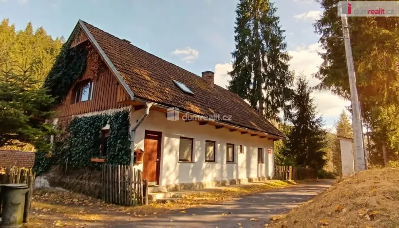 Prodej rodinného domu, Rotava, Růžové údolí, 170 m2
