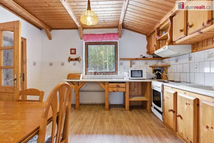 Prodej rodinného domu, Rotava, Růžové údolí, 170 m2