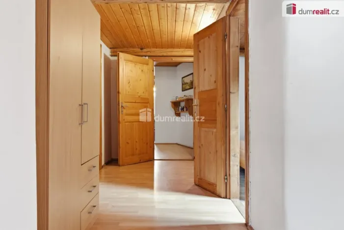 Prodej rodinného domu, Rotava, Růžové údolí, 170 m2