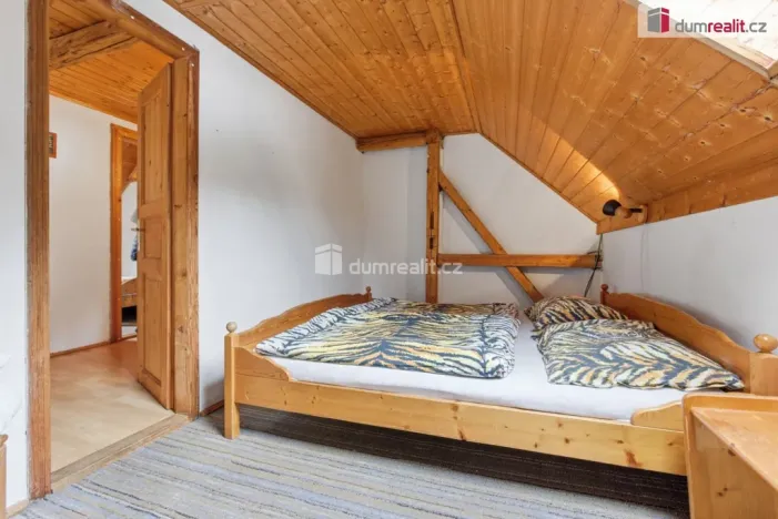 Prodej rodinného domu, Rotava, Růžové údolí, 170 m2