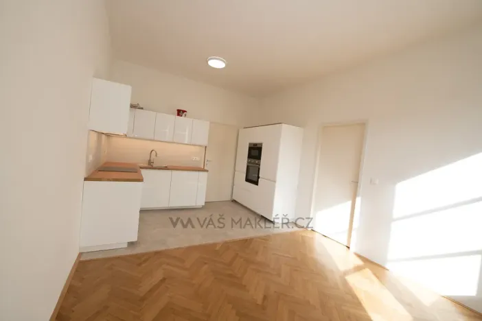 Pronájem bytu 3+kk, Praha - Karlín, Sokolovská, 86 m2