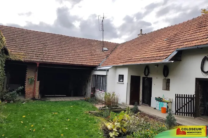 Prodej rodinného domu, Dzbel, 360 m2
