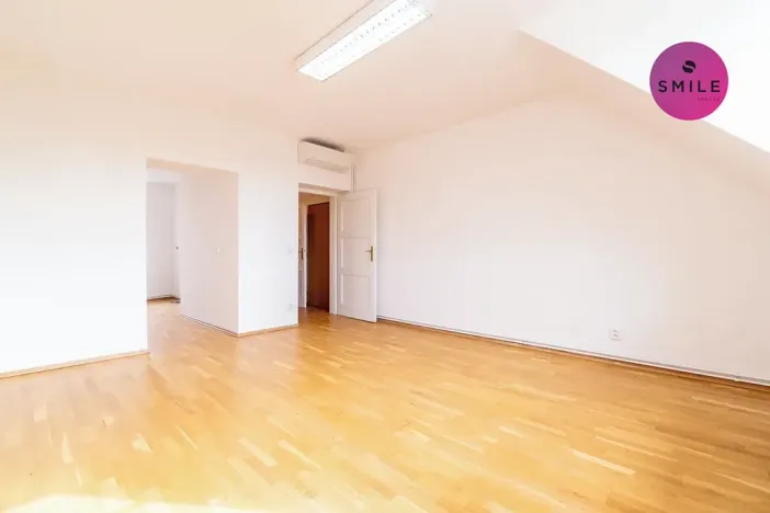 Pronájem ordinace, Ostrava, Ocelářská, 300 m2