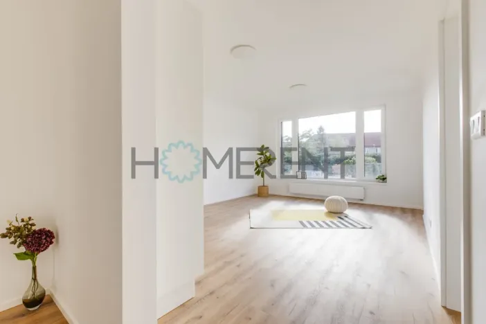 Pronájem bytu 2+kk, Praha - Libeň, Zenklova, 54 m2