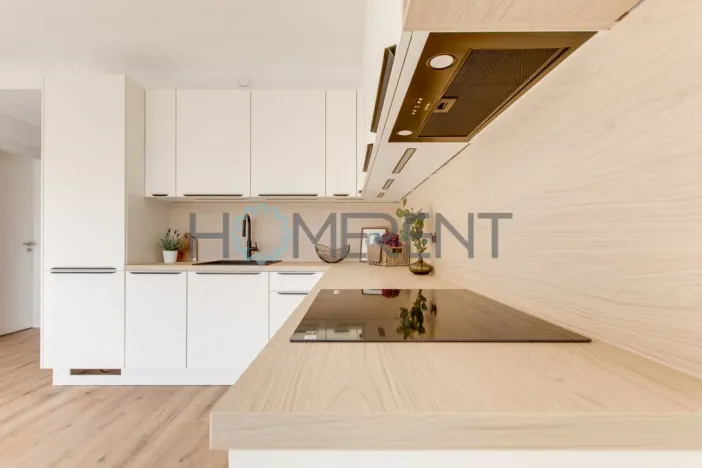 Pronájem bytu 2+kk, Praha - Libeň, Zenklova, 54 m2