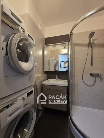 Prodej bytu 3+1, Olomouc, Rumunská, 104 m2