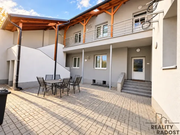 Pronájem bytu 2+kk, Hodonín, Národní třída, 39 m2