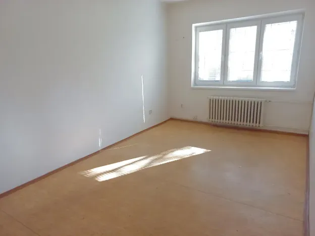 Prodej kanceláře, Pardubice, 865 m2