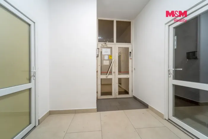 Pronájem obchodního prostoru, Plzeň - Jižní Předměstí, Tylova, 36 m2