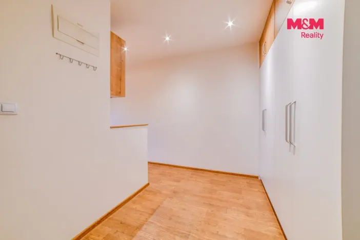 Pronájem bytu 2+1, Cheb, Do Zátiší, 63 m2