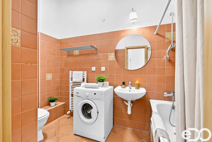 Prodej bytu 2+kk, Milovice, Topolová, 56 m2
