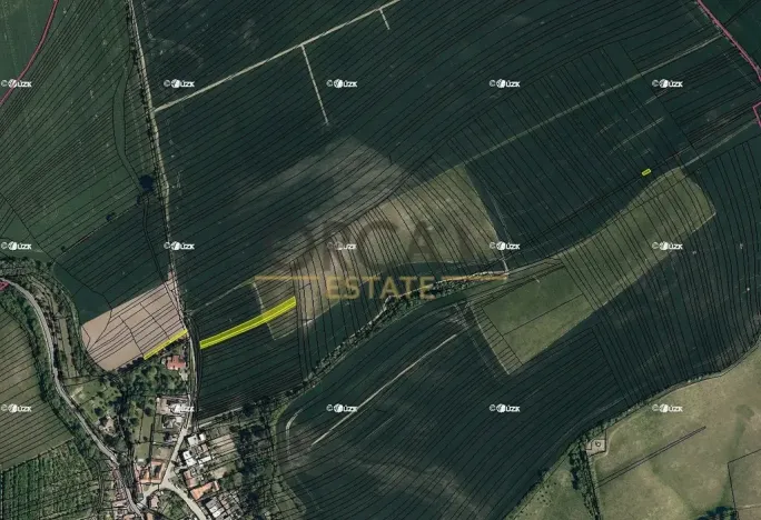 Prodej podílu pole, Nesovice, 1107 m2