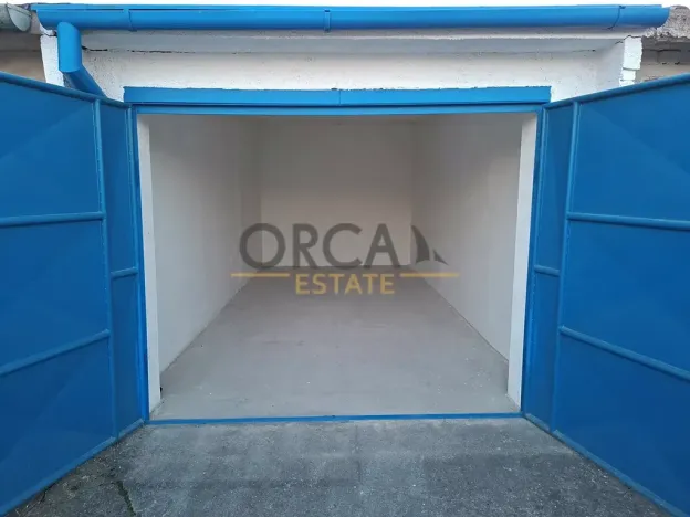 Prodej garáže, Hodonín, 18 m2