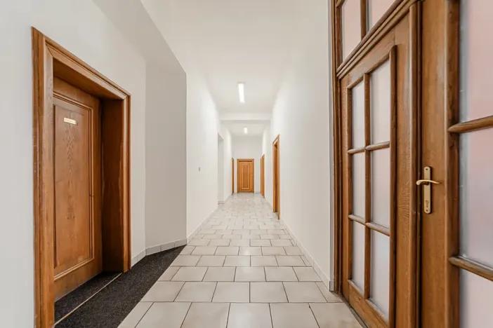 Pronájem ordinace, Ostrava, Nádražní, 2444 m2