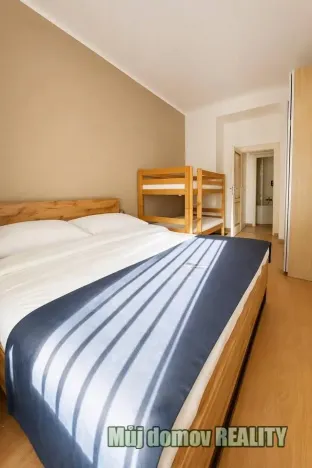 Pronájem bytu 2+1, Praha - Bubeneč, Verdunská, 55 m2