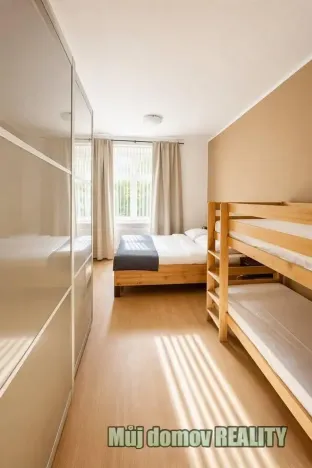 Pronájem bytu 2+1, Praha - Bubeneč, Verdunská, 55 m2