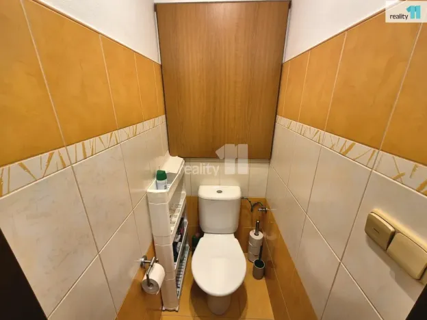 Prodej bytu 4+1, Aš, Dobrovského, 84 m2