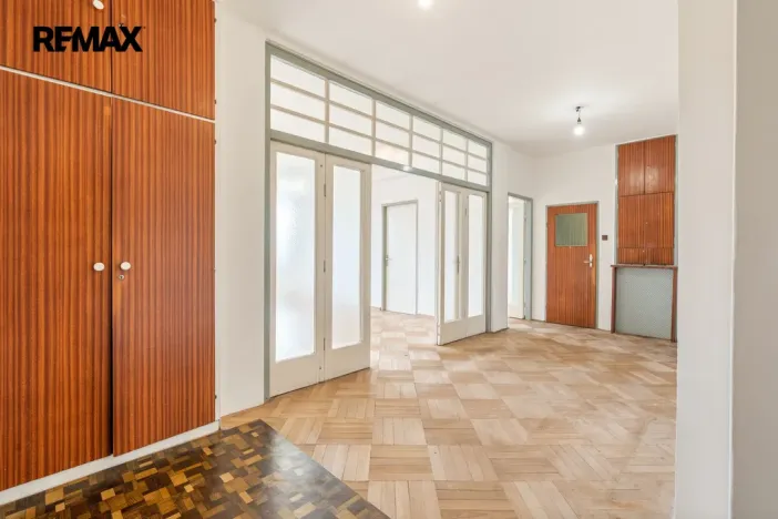 Prodej bytu 2+1, Praha - Vinohrady, Hradešínská, 91 m2