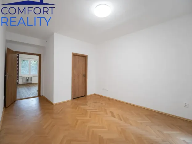 Prodej bytu 2+kk, Ostrava - Poruba, náměstí Družby, 58 m2