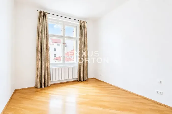 Pronájem bytu 4+1, Praha - Nové Město, Odborů, 100 m2